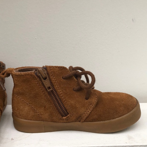 Gap boys toddler shoes - Picture 3 of 5